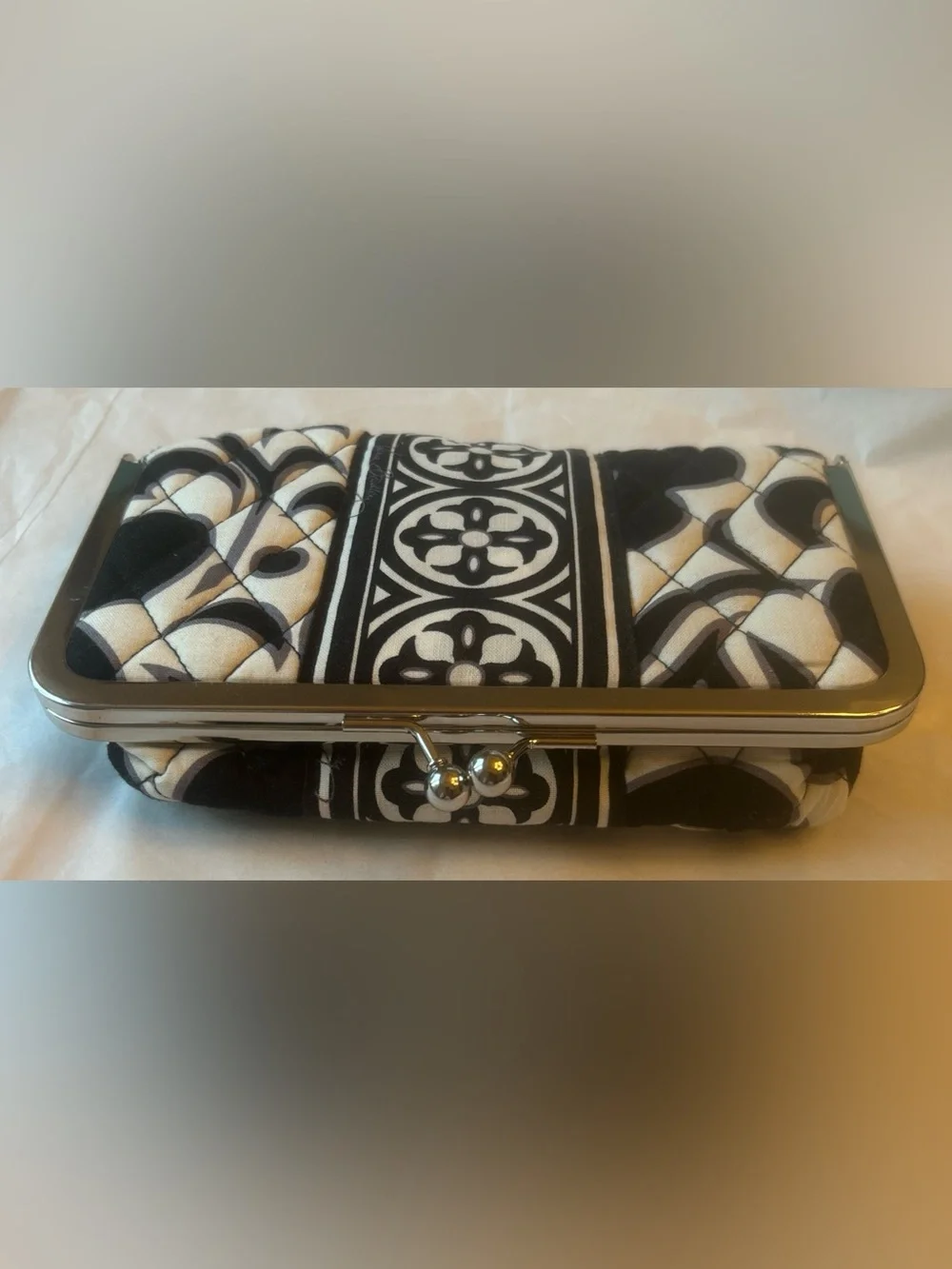 Vera Bradley Night & Day opera kiss lock make up bag black & white Geo Pattern